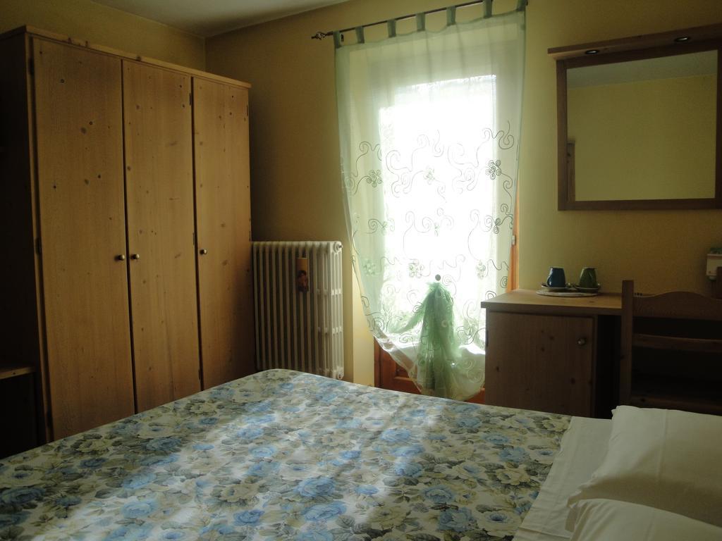 Hotel Viola Valdidentro Eksteriør bilde